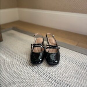 Elegant Black Patent Leather Women's Shoes